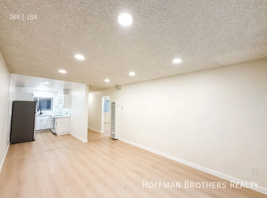 4636 Laurel Canyon Blvd #31 - Photo 2 of 4