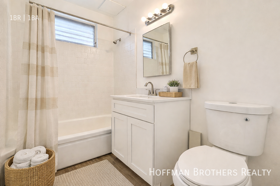 209 S Rampart Blvd #2 - Photo 4 of 5