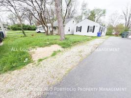 featured image of 857 S Waverly St