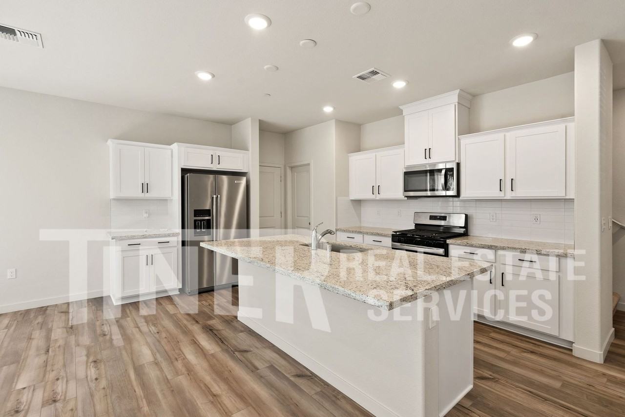 657 Barrett Lake Rd - Photo 3 of 22