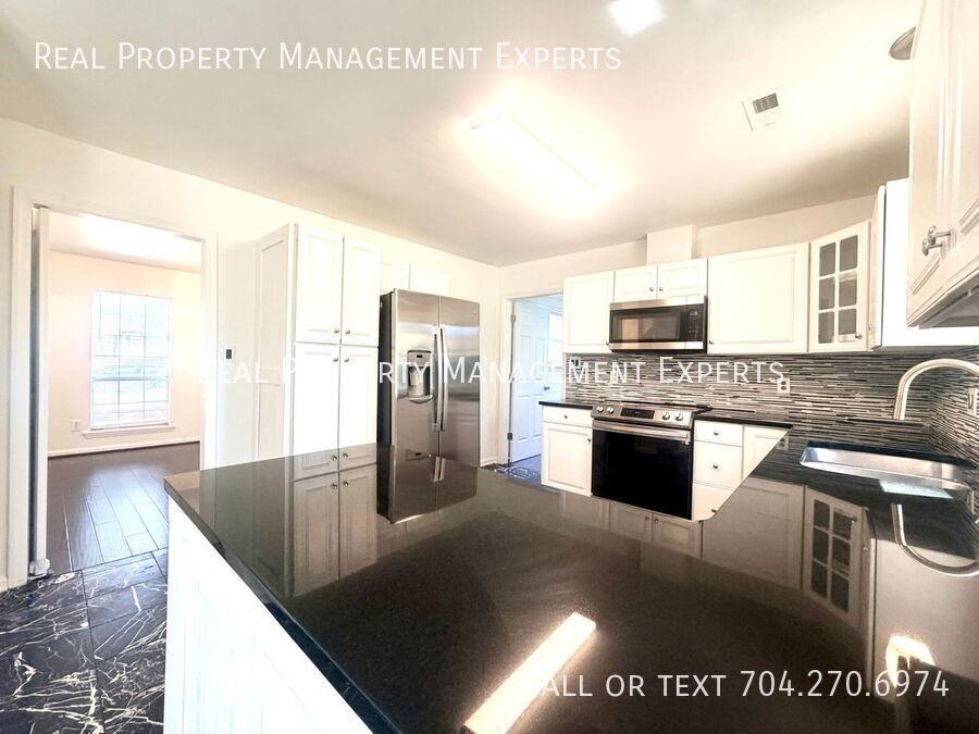 8509 Golf Ridge Dr - Photo 3 of 34