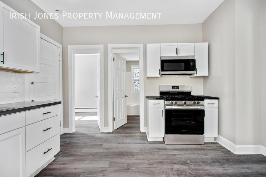 151 Hedley Pl - Photo 3 of 16