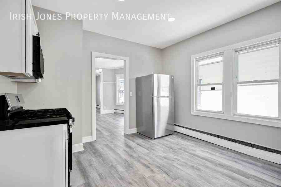 151 Hedley Pl - Photo 5 of 16