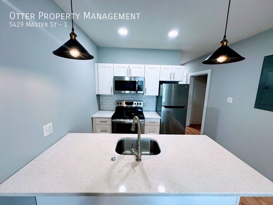 5429 Master St #1 - Photo 4 of 27