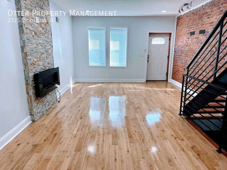 2315 Dickinson St - Photo 5 of 39