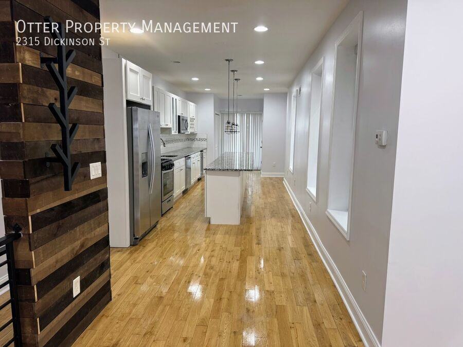 2315 Dickinson St - Photo 6 of 39