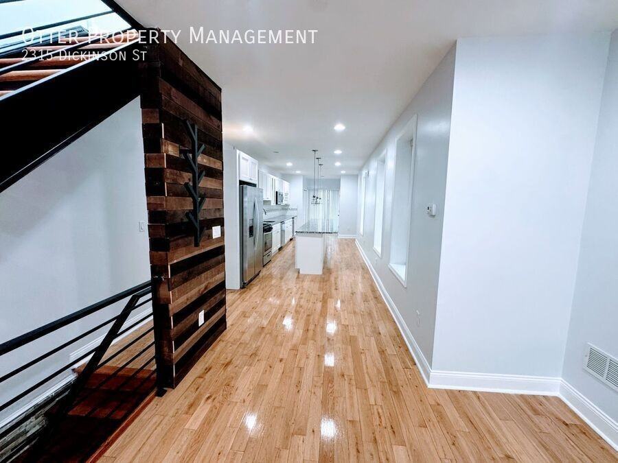 2315 Dickinson St - Photo 7 of 39