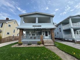 2121 Wyandotte Ave - Photo 1 of 1