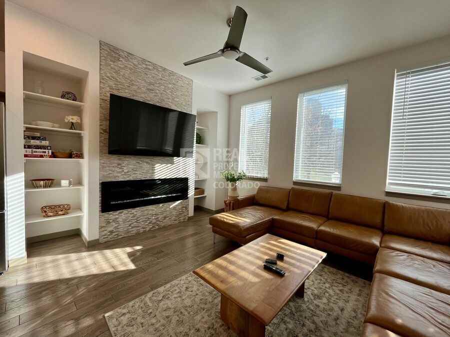 2200 Tremont Pl #1 - Photo 3 of 28