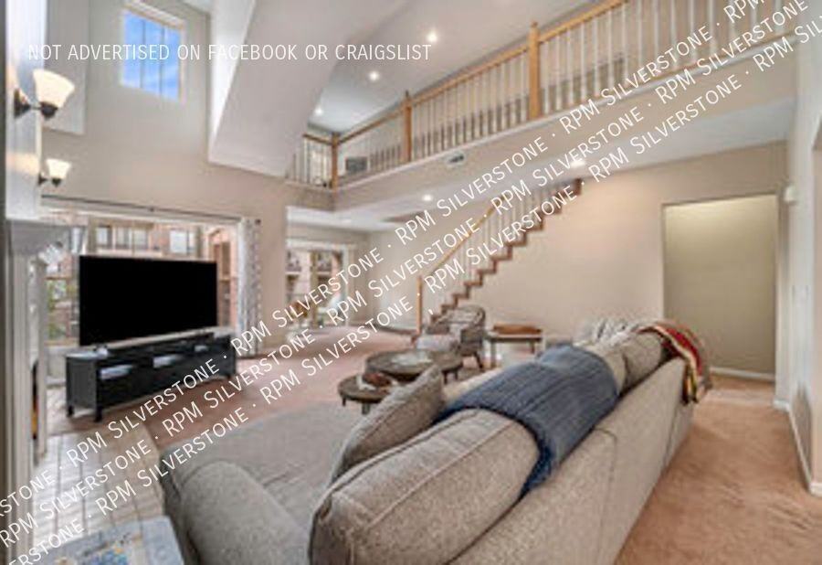 152 Tiffany Ln - Photo 5 of 16