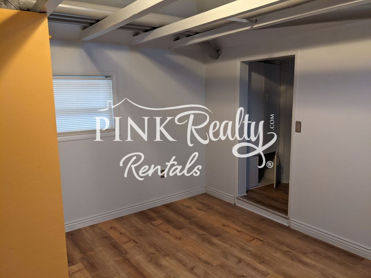 17 Narrows Rd - Photo 2 of 10