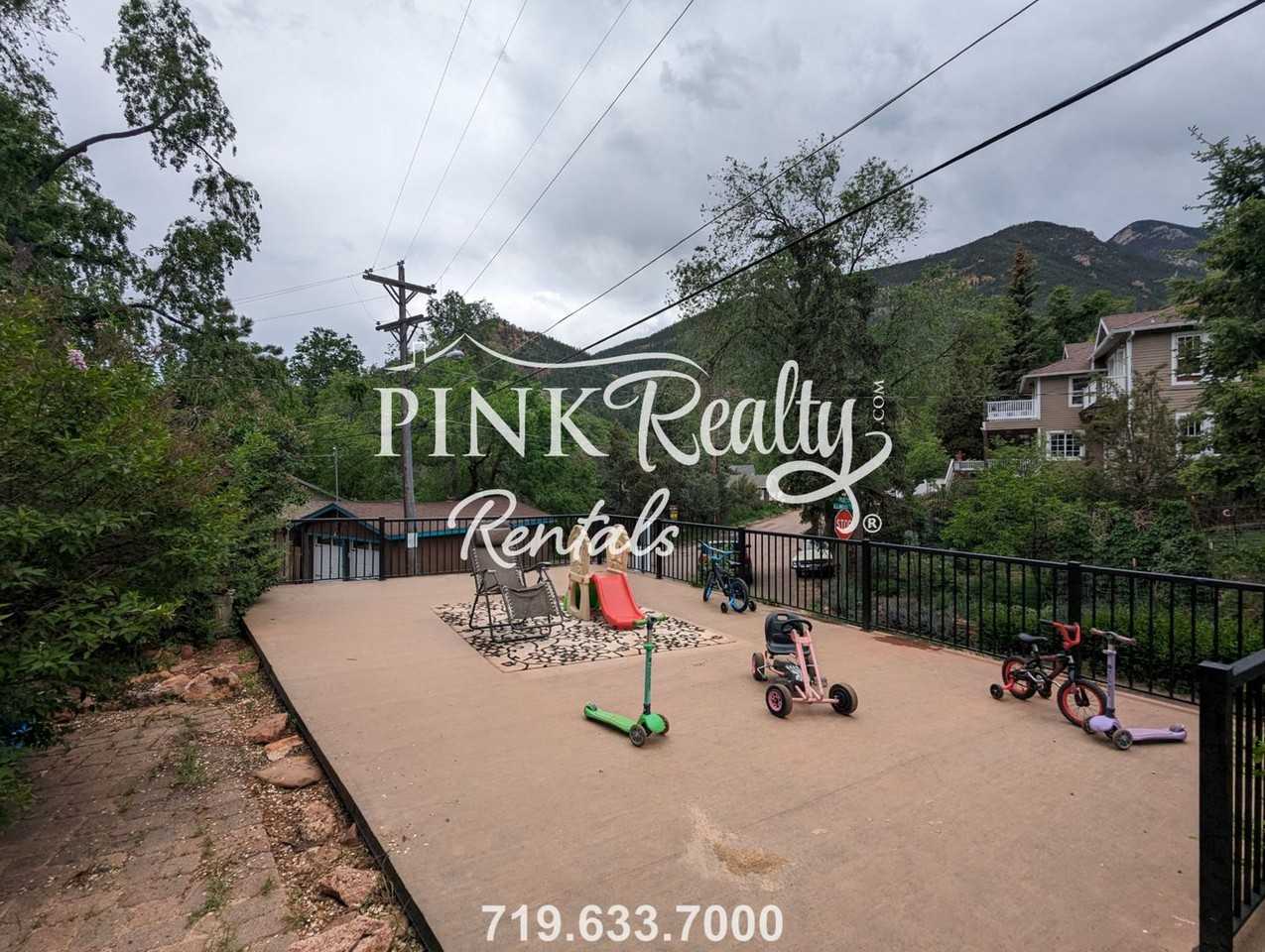 202 Illinois Ave - Photo 5 of 15