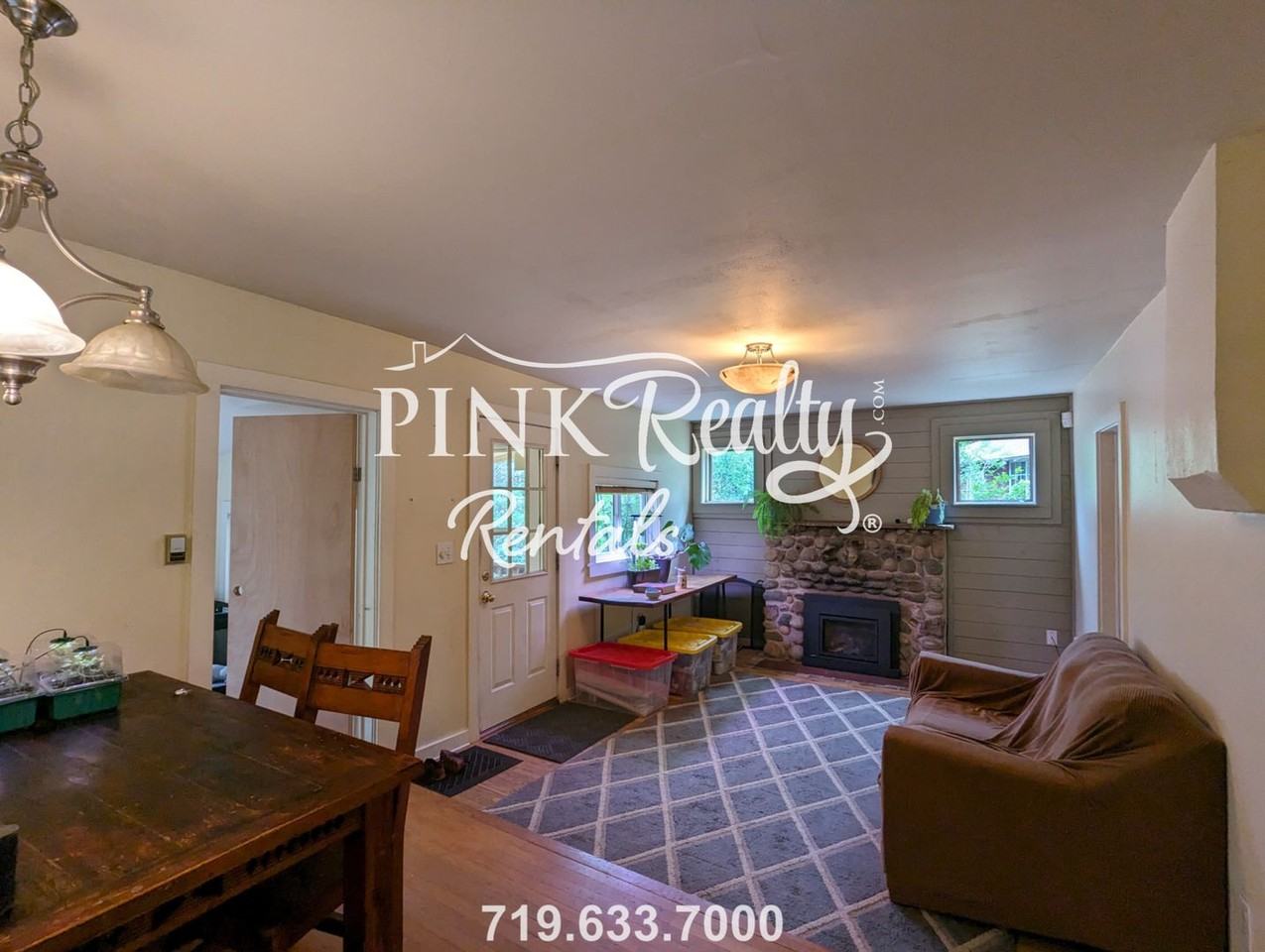 202 Illinois Ave - Photo 7 of 15