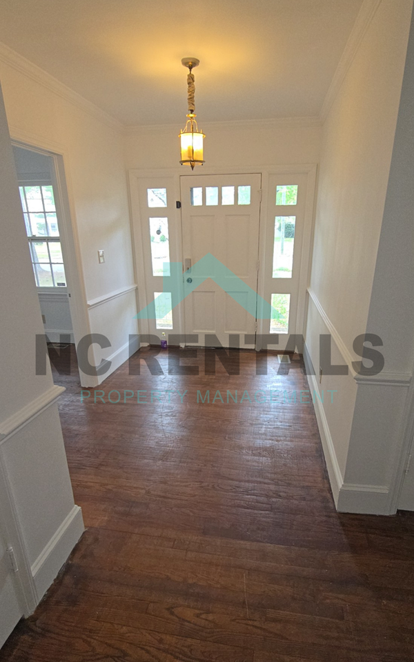 414 N 3rd St - Photo 5 of 31