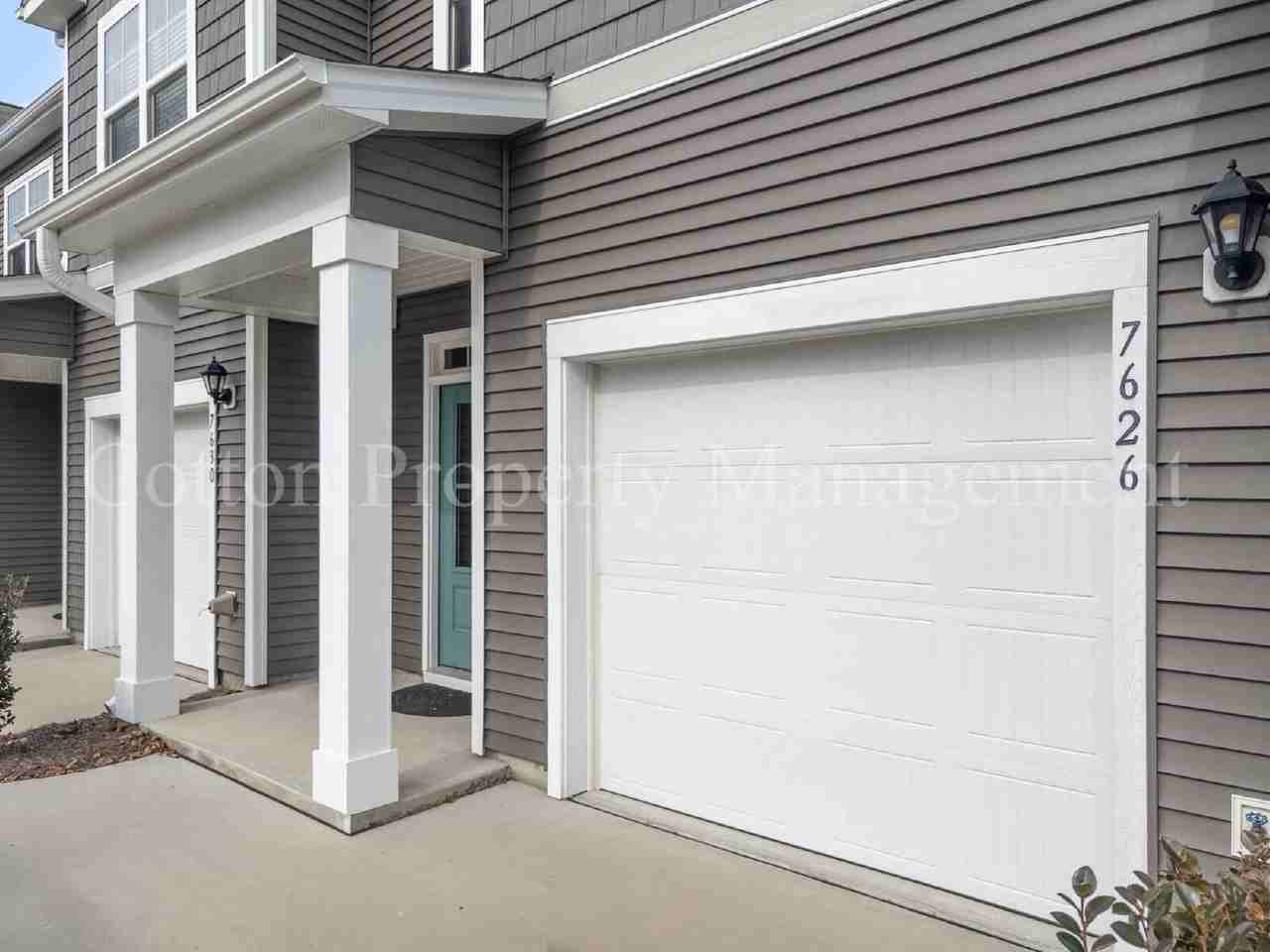 7626 Knightbell Cir - Photo 3 of 36