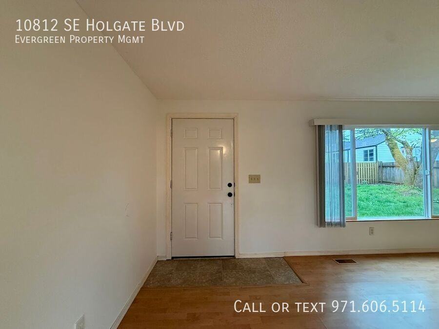 10812 Se Holgate Blvd - Photo 3 of 21