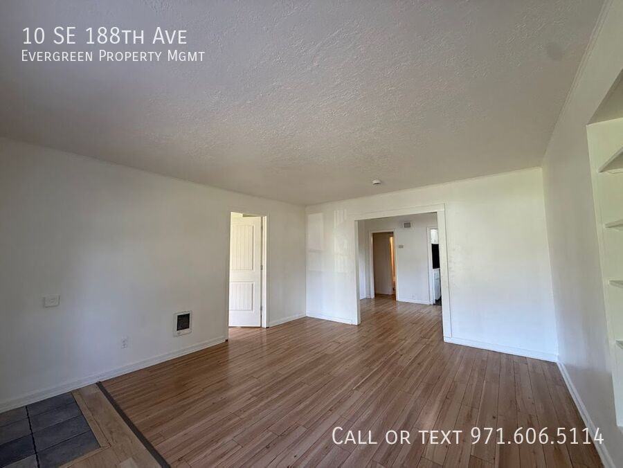 10 Se 188th Ave - Photo 5 of 29