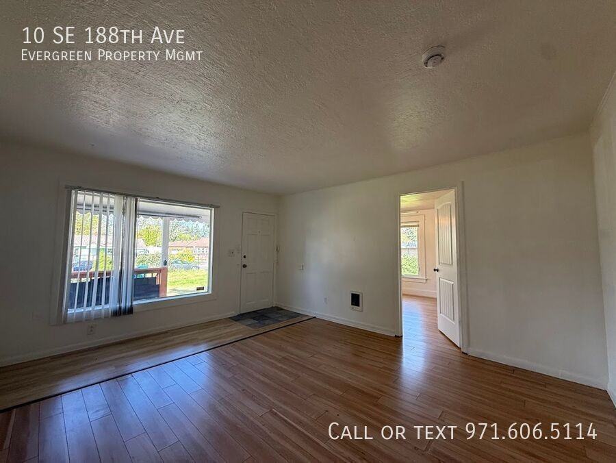 10 Se 188th Ave - Photo 7 of 29