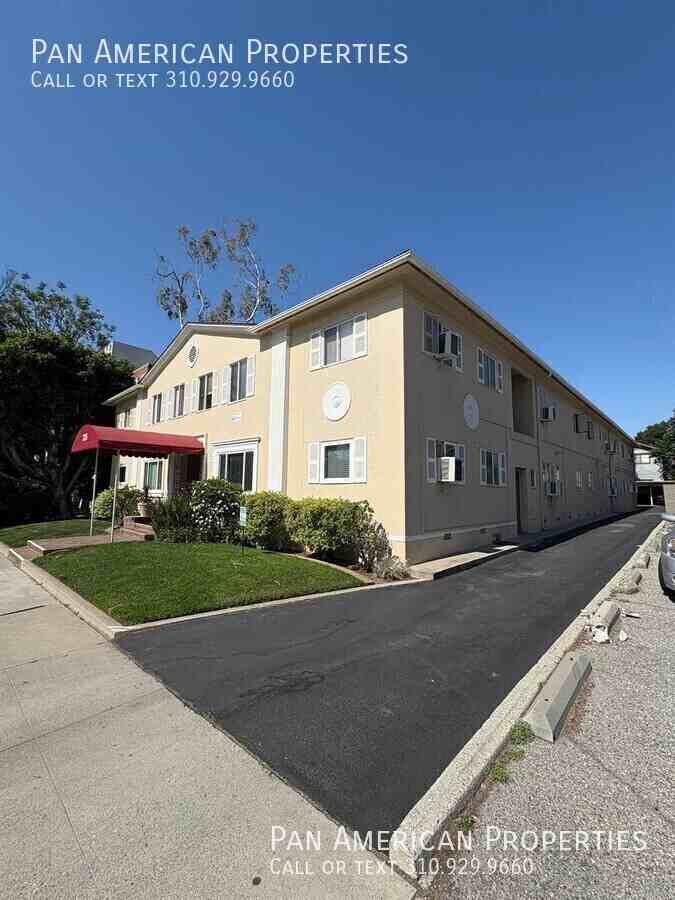 335 S Los Robles Ave #R - Photo 7 of 28