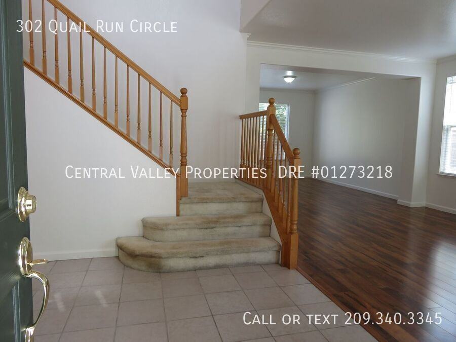 302 Quail Run Cir - Photo 2 of 50