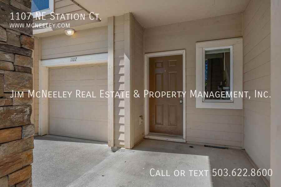 1107 Ne Station Ct - Photo 2 of 24