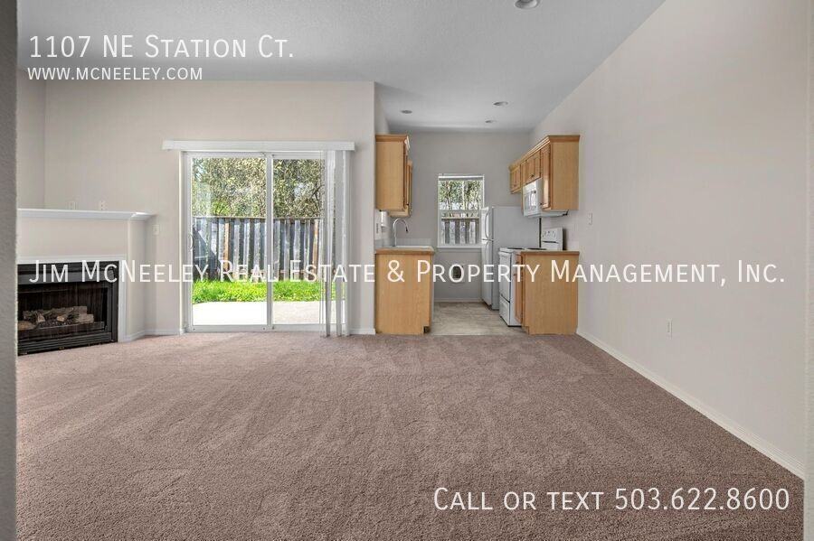 1107 Ne Station Ct - Photo 3 of 24