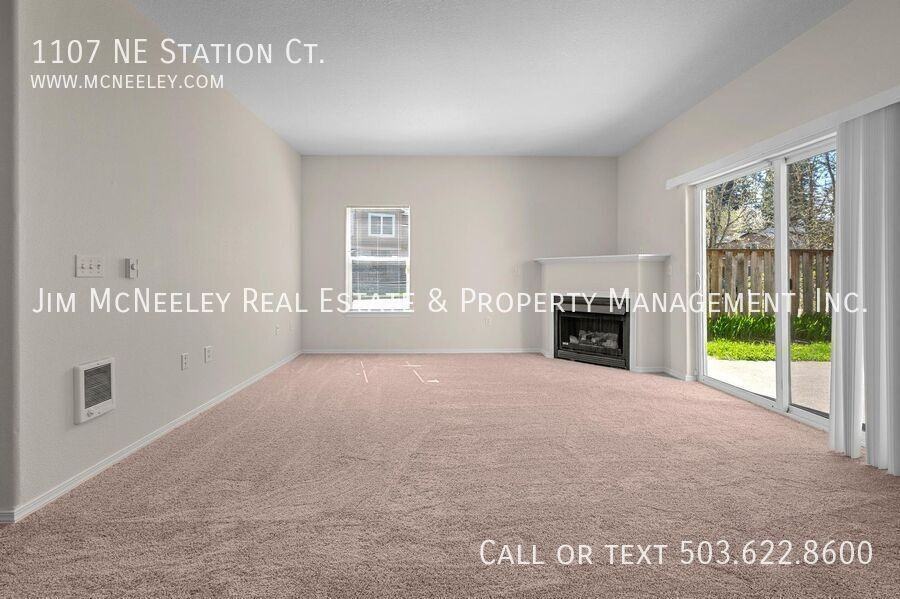 1107 Ne Station Ct - Photo 4 of 24