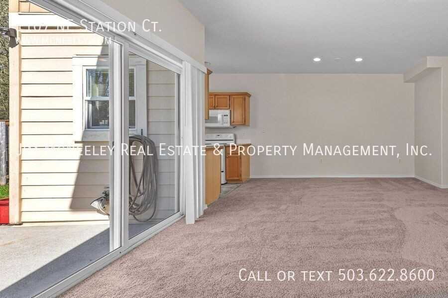 1107 Ne Station Ct - Photo 5 of 24