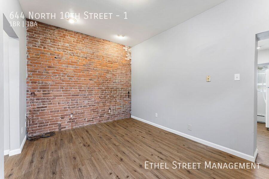 644 N 10th St #1 - Photo 5 of 28