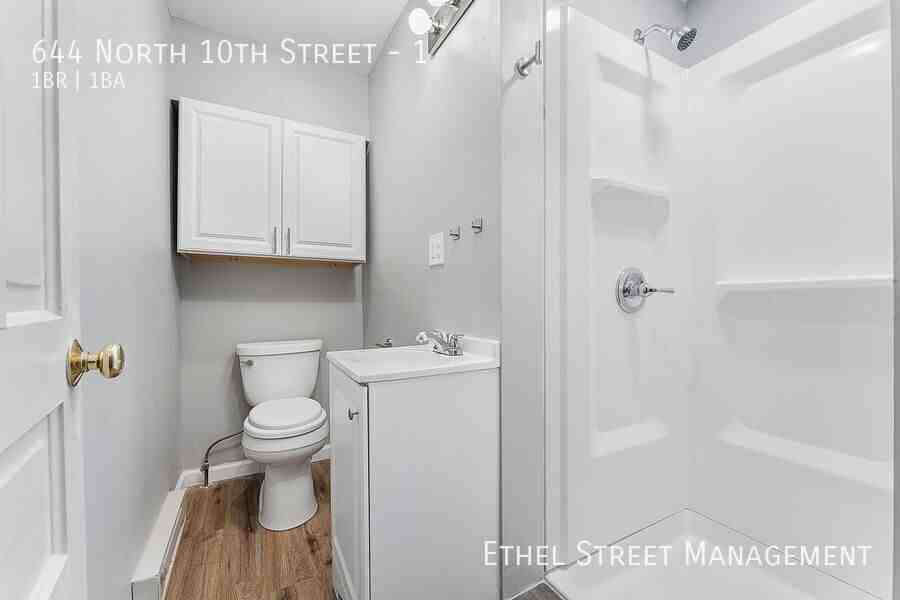 644 N 10th St #1 - Photo 6 of 28