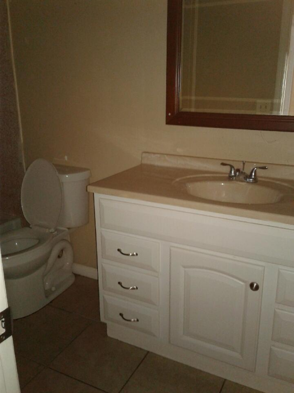 512 Dade Ave - Photo 2 of 8