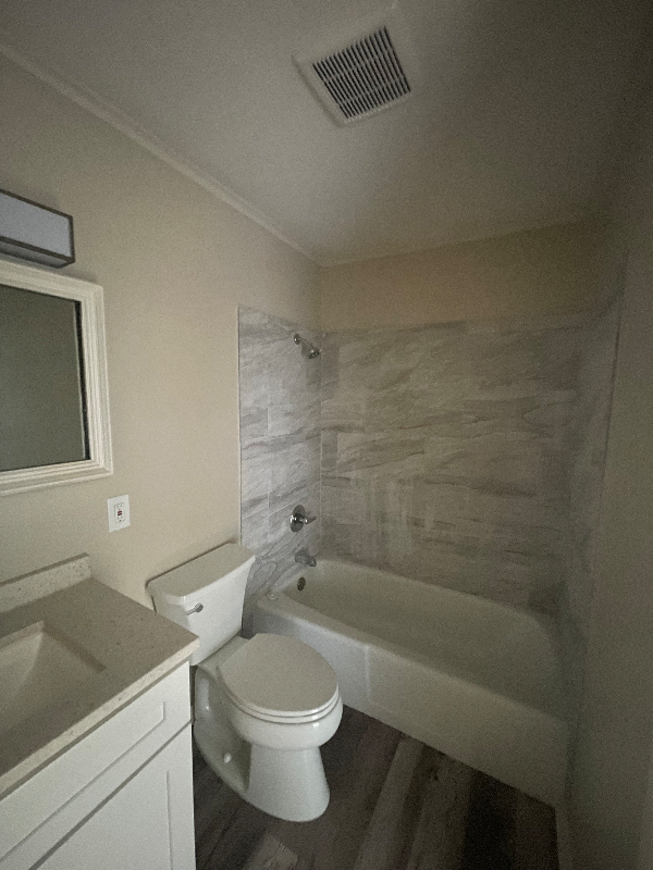 600 E University Ave #7 - Photo 5 of 13