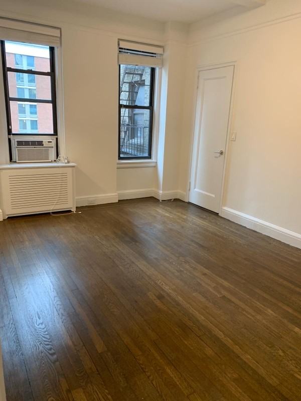 196 Wayland Ave #1 - Photo 4 of 4