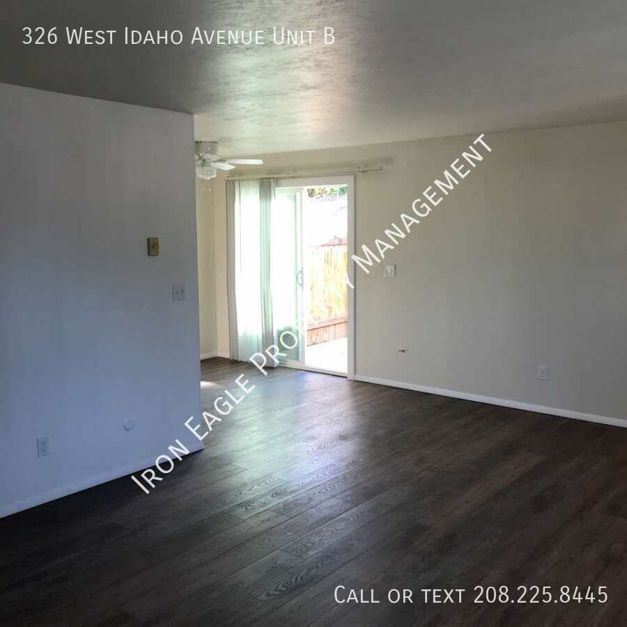 326 W Idaho Ave Apt B - Photo 2 of 6