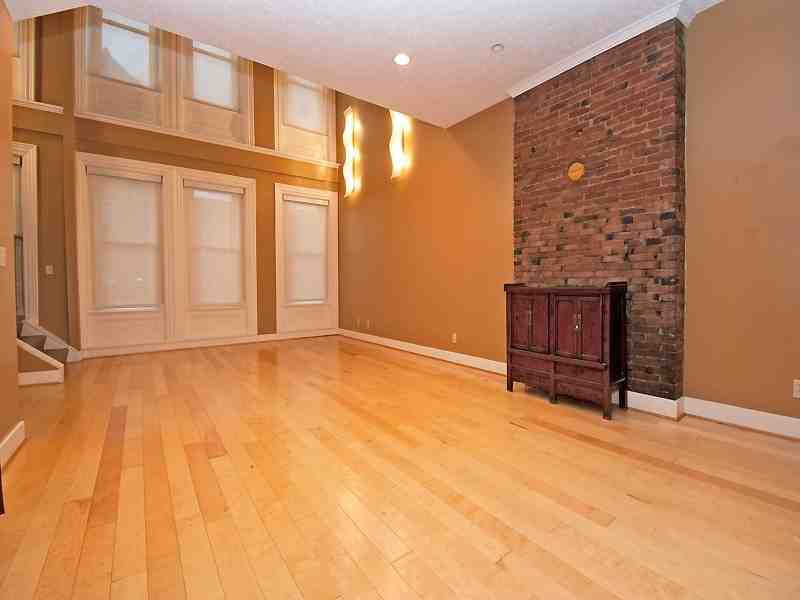 1922 E Carson St - Photo 3 of 17