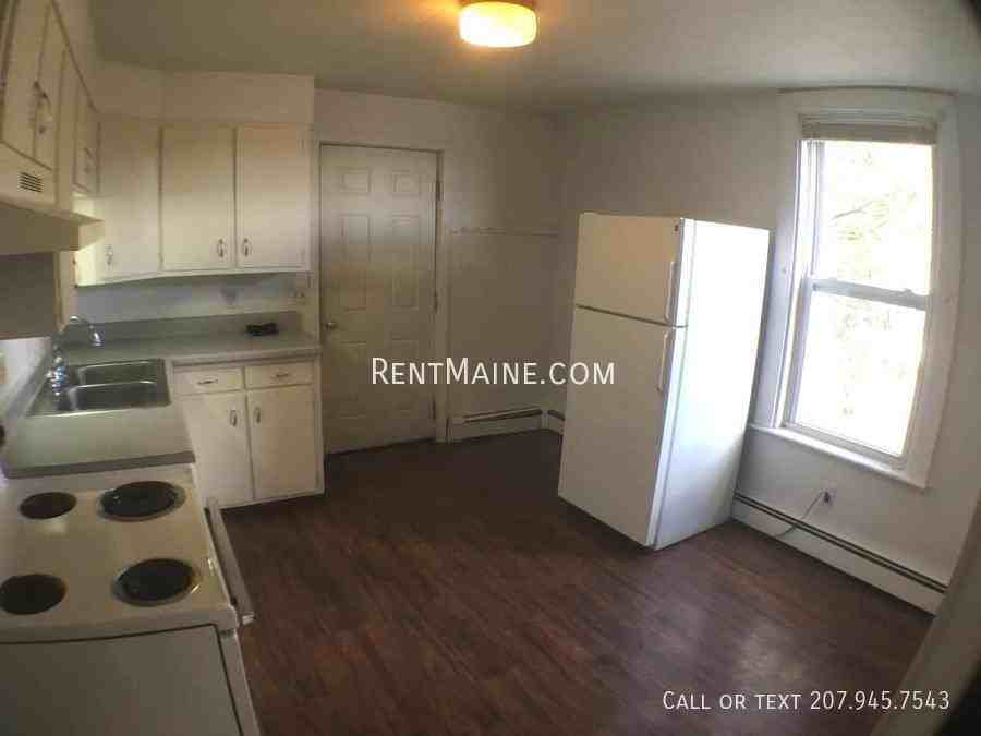 699 Main St #1 - Photo 2 of 10