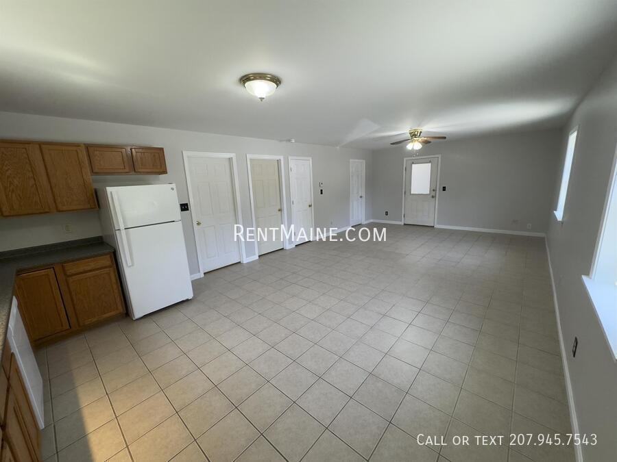 1835 Hammond St #1 - Photo 3 of 14