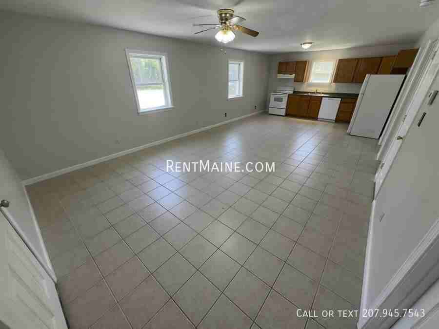 1835 Hammond St #1 - Photo 5 of 14