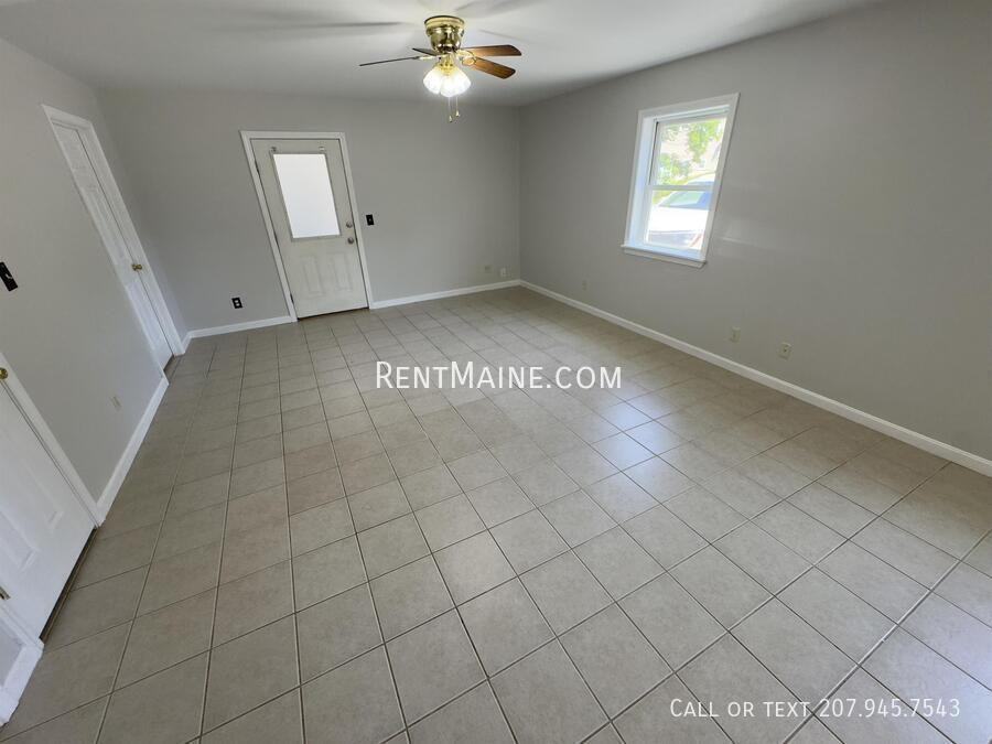 1835 Hammond St #1 - Photo 6 of 14