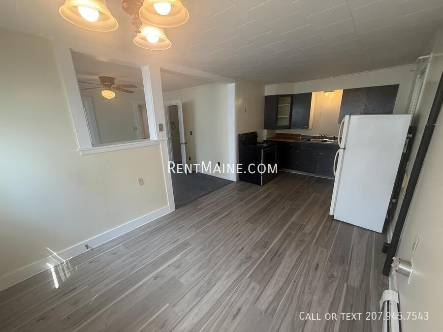 12 Stone St #1A - Photo 7 of 8