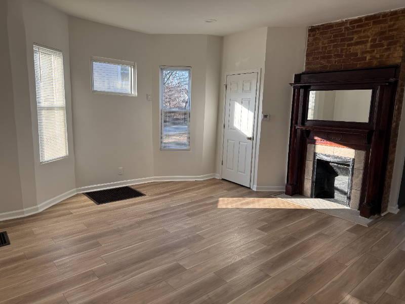 6304 Desmond St - Photo 4 of 21