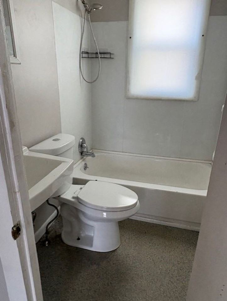 28 Harrison St #1 - Photo 6 of 13