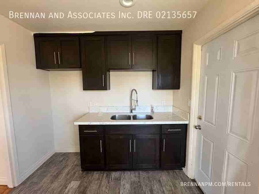 2985 Citronella St - Photo 7 of 24