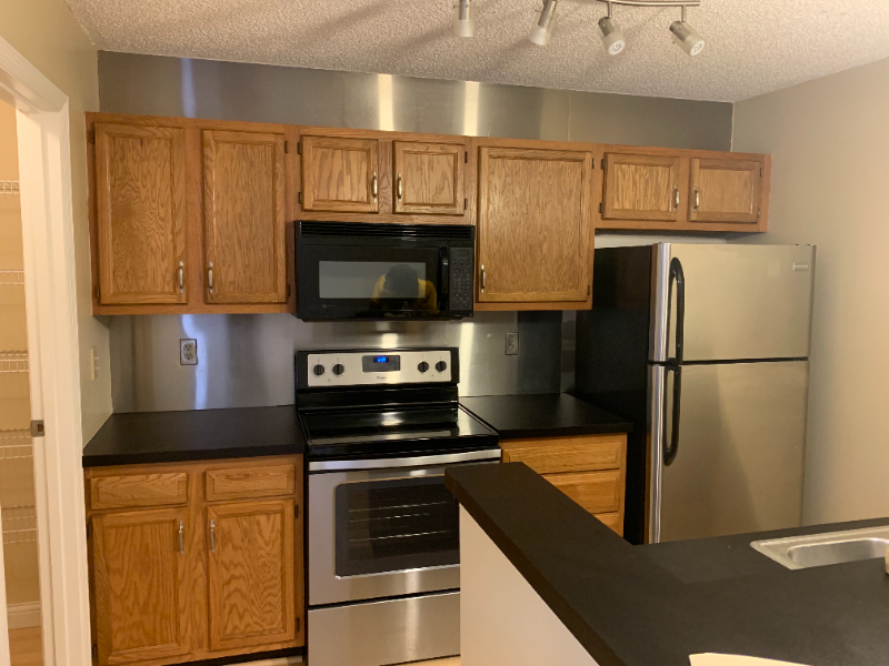 6752 Ashley Ct - Photo 6 of 32