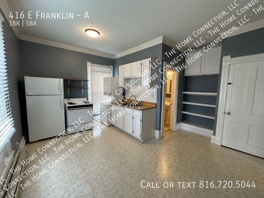 416 E Franklin St #A - Photo 3 of 12