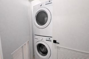 948 W Sunnyside Ave #505 - Photo 1 of 1