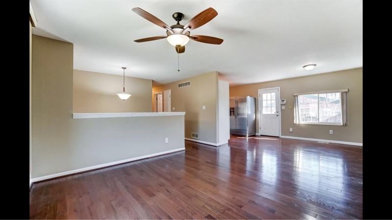 10562 Toulon Dr - Photo 2 of 14