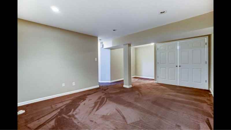 10562 Toulon Dr - Photo 4 of 14