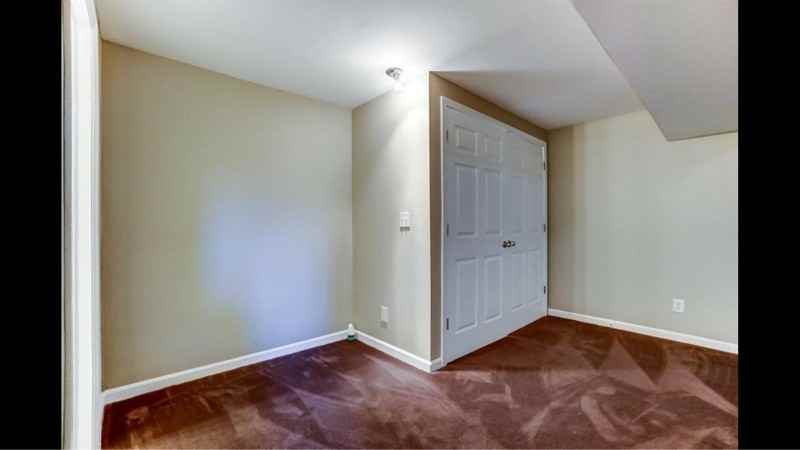 10562 Toulon Dr - Photo 5 of 14