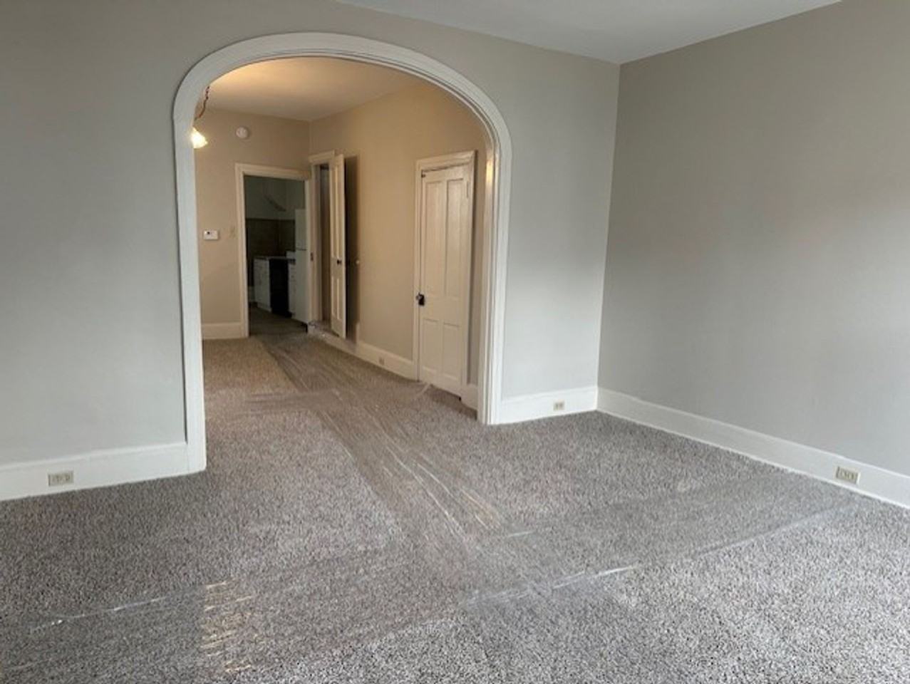 32 W Simpson St - Photo 2 of 15